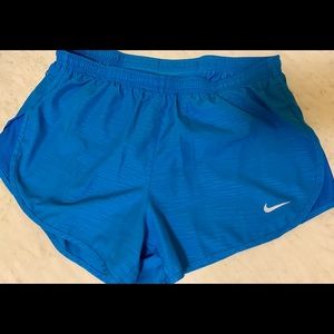 Nike tempo lined running shorts sz m